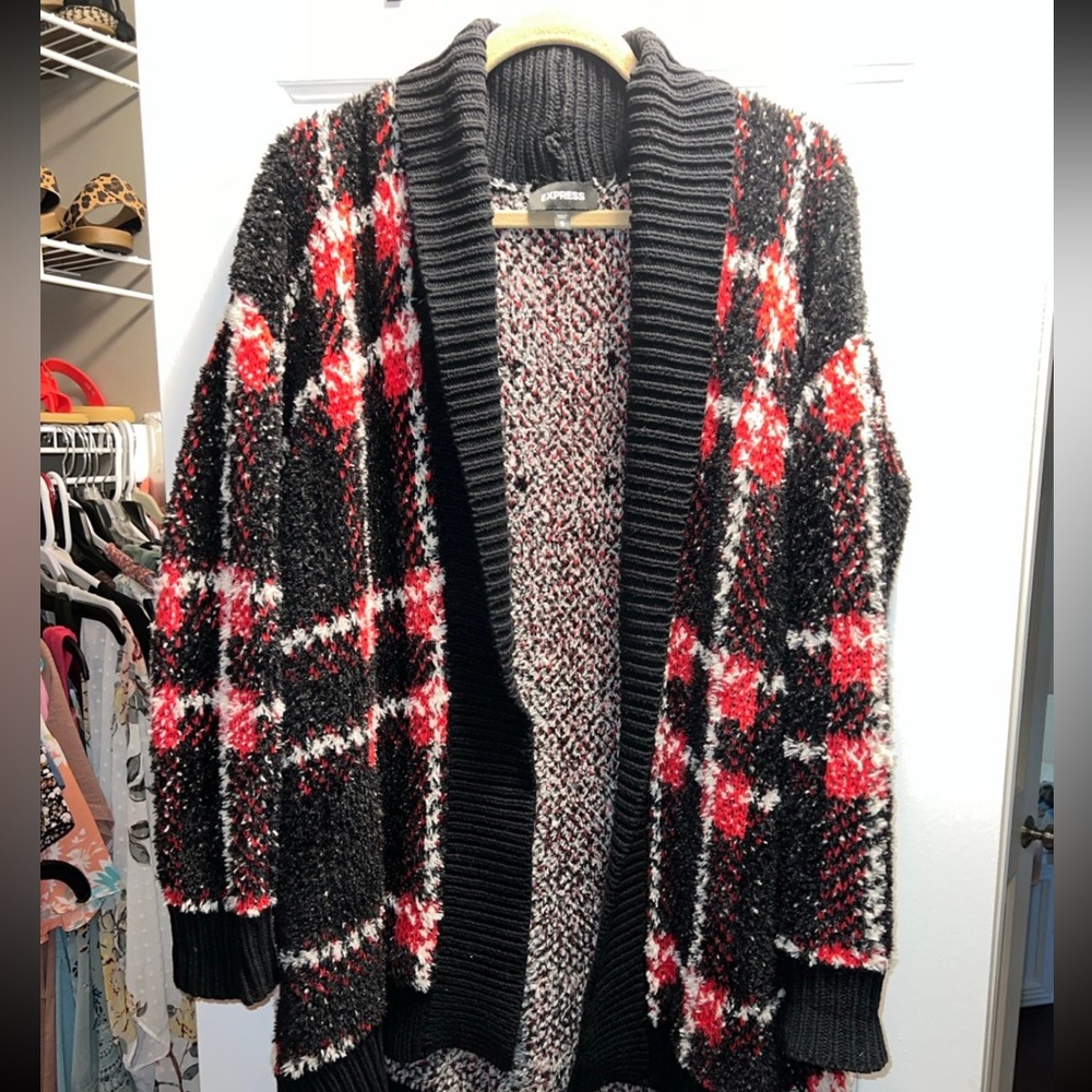 Express Plaid Knit Women's Sweater - Black and Red